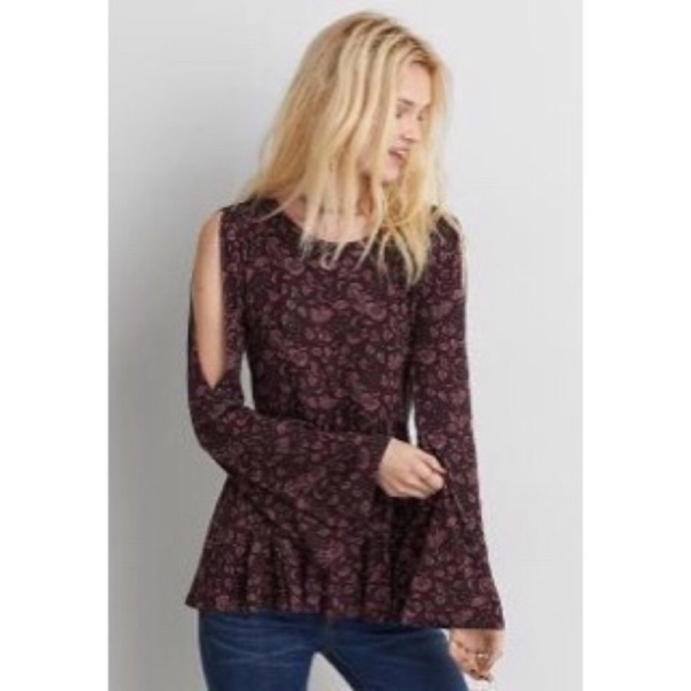 American Eagle Floral Bell Sleeve Blouse